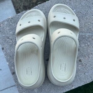 CROCS Platform Crush Sandals